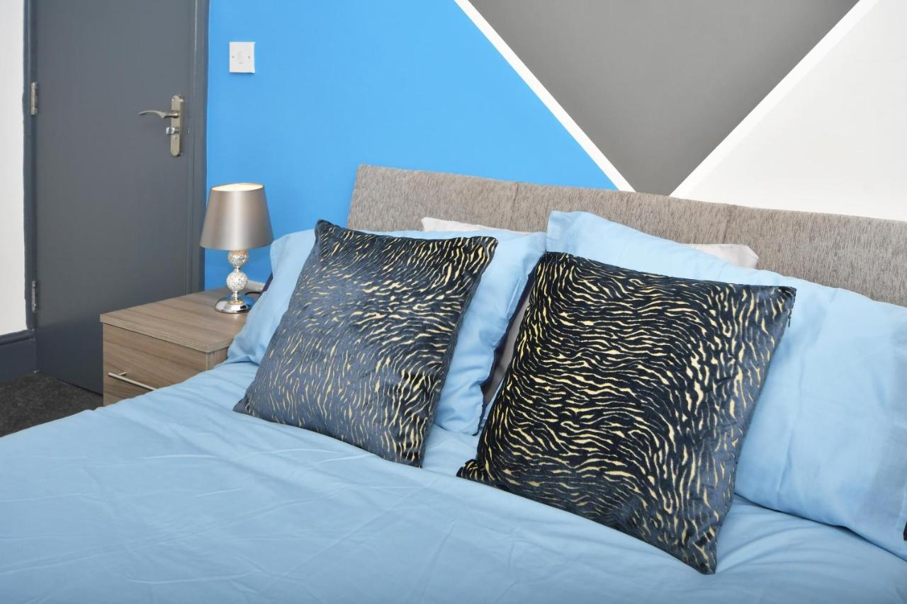 Townhouse @ Chiltern Place Newcastle Under Lyme Silverdale  Eksteriør bilde